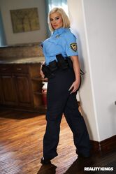 А я ведь и наказать могу!