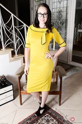 Худые милфы тоже в модельки идут