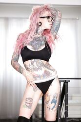 Чернильная красавица