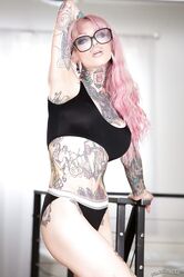 Чернильная красавица