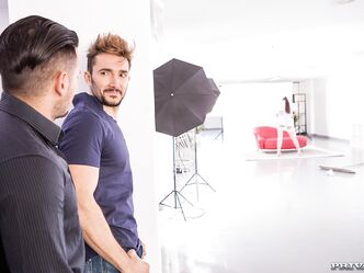 А двоим сразу дашь или не дашь