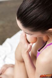 Жалко, что вы лесбиянки!