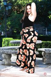 Я уже лет 20 как не целочка