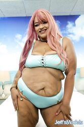 Огромное похотливое тело